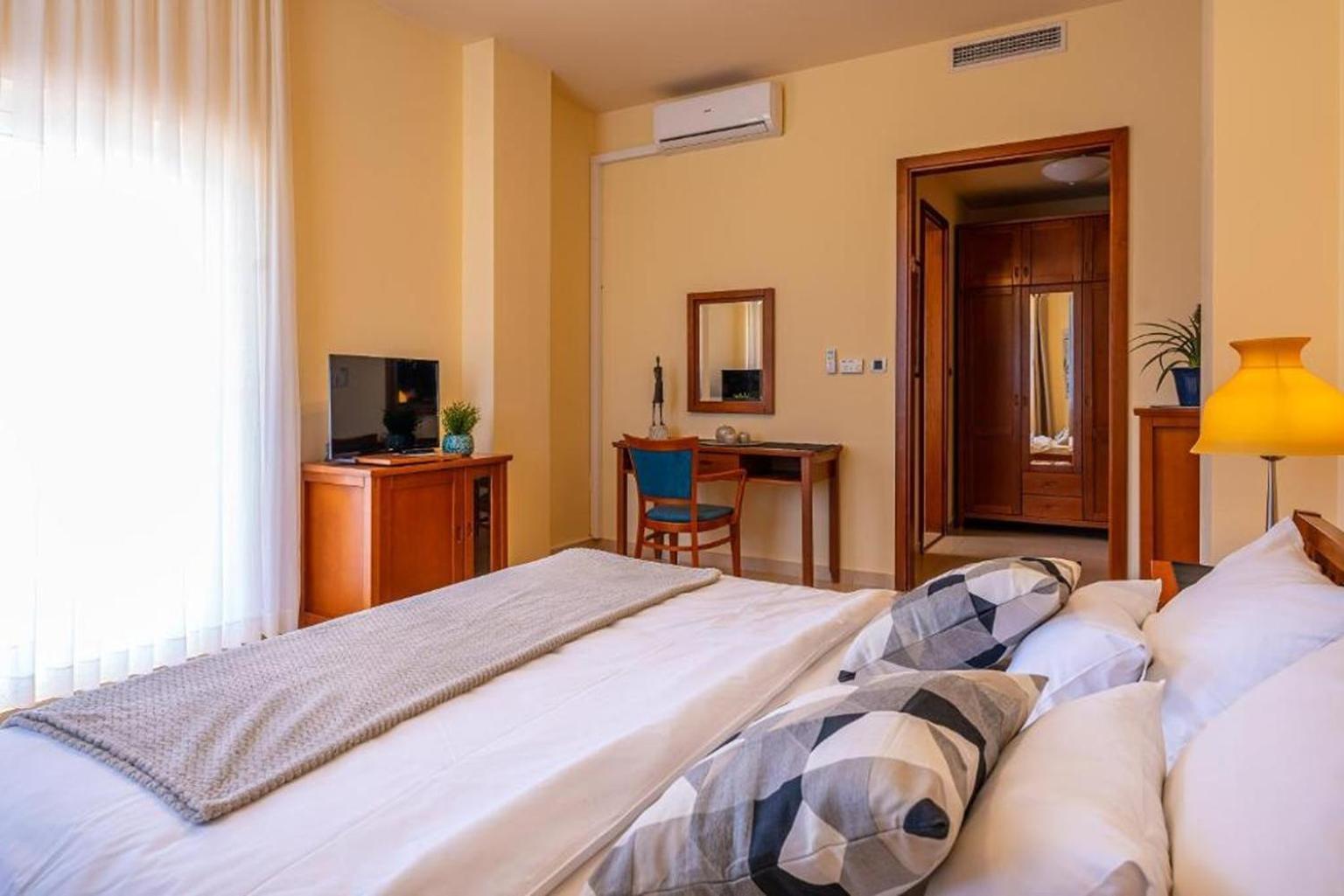 Arcadium * Tribunj (Sibenik-Knin)